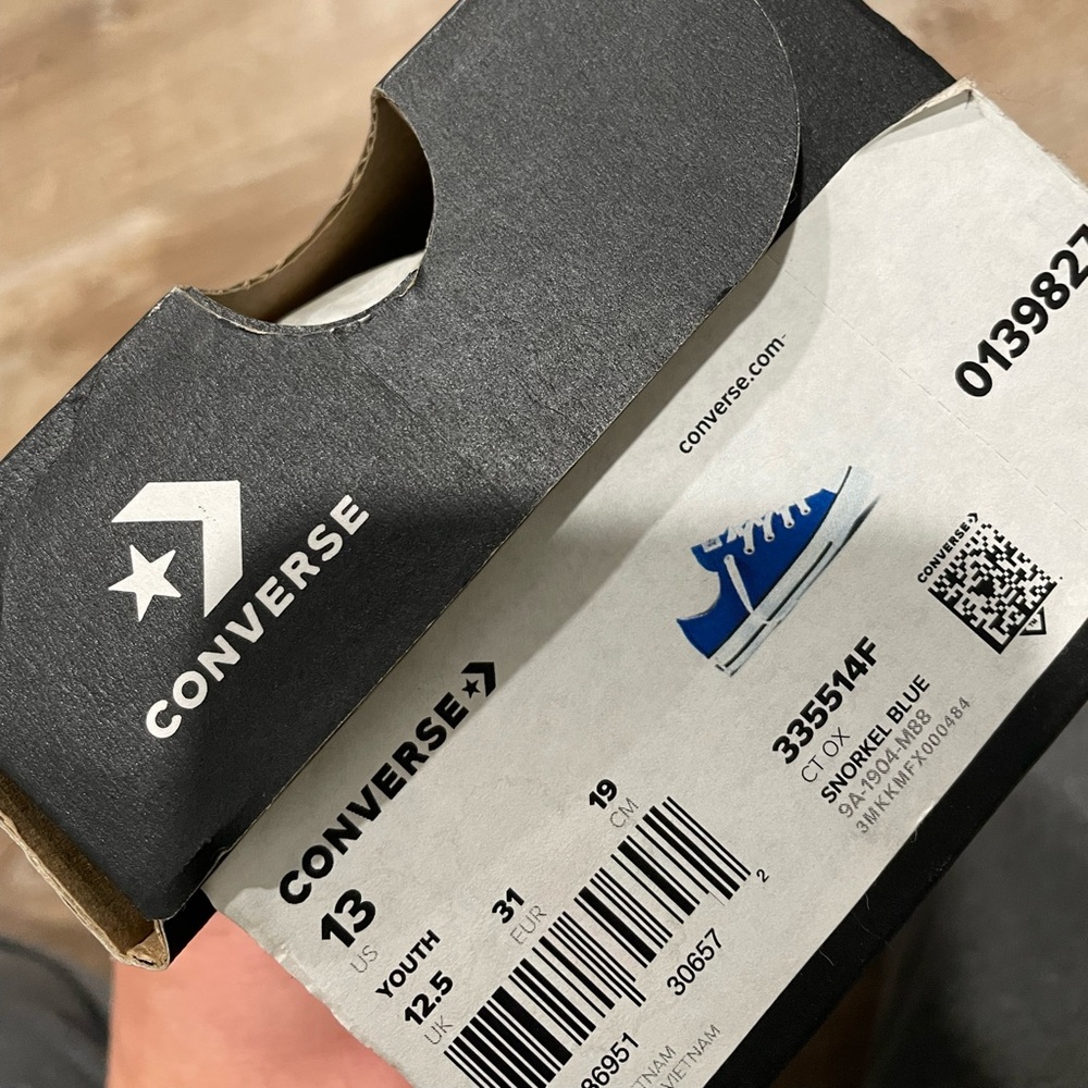 Converse - Picture 6 of 6